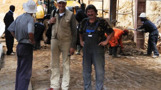 ENNIO DELL’EVA, UN ALPINO IN TANZANIA