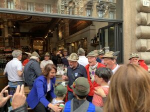 2019-05-11 13.55.04-1