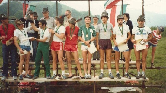 8ª ed. Campionato Italiano di Corsa in Montagna a Staffetta - 1984 Pian del Tivano (CO) - Vince la "Sq. A Belluno" - Il podio